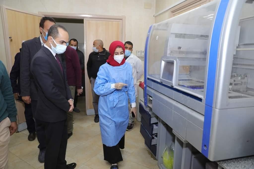 نائب محافظ سوهاج  يتفقد مستشفى أخميم