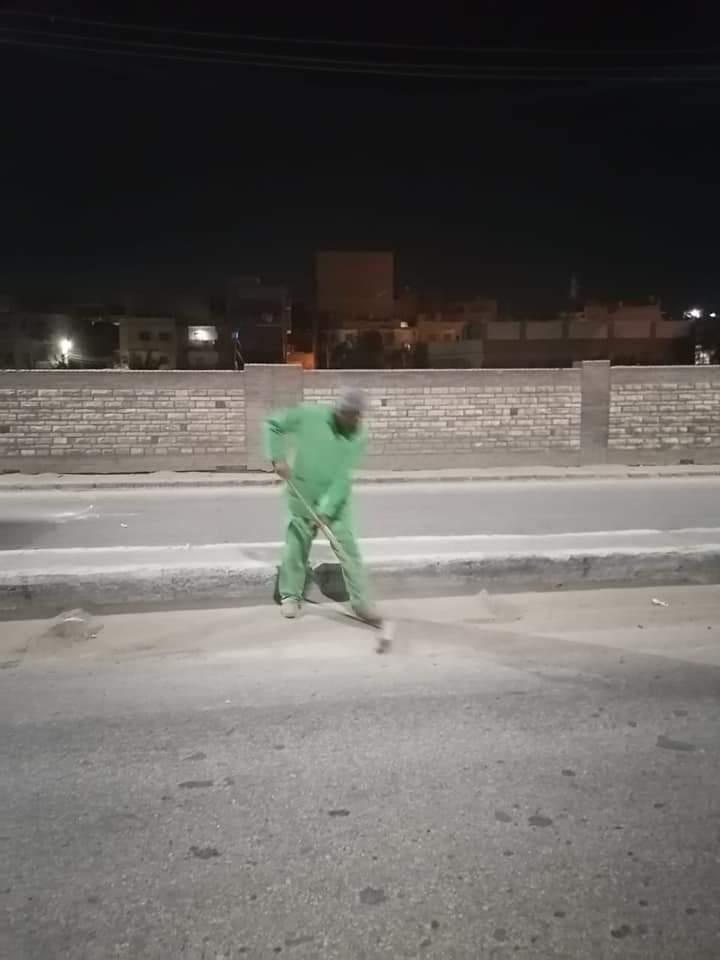 بالصور.. حملات نظافه مكثفه بتله وحي غرب المدنيه لتوفير بيئه صحيه للمواطنين بالمنيا.