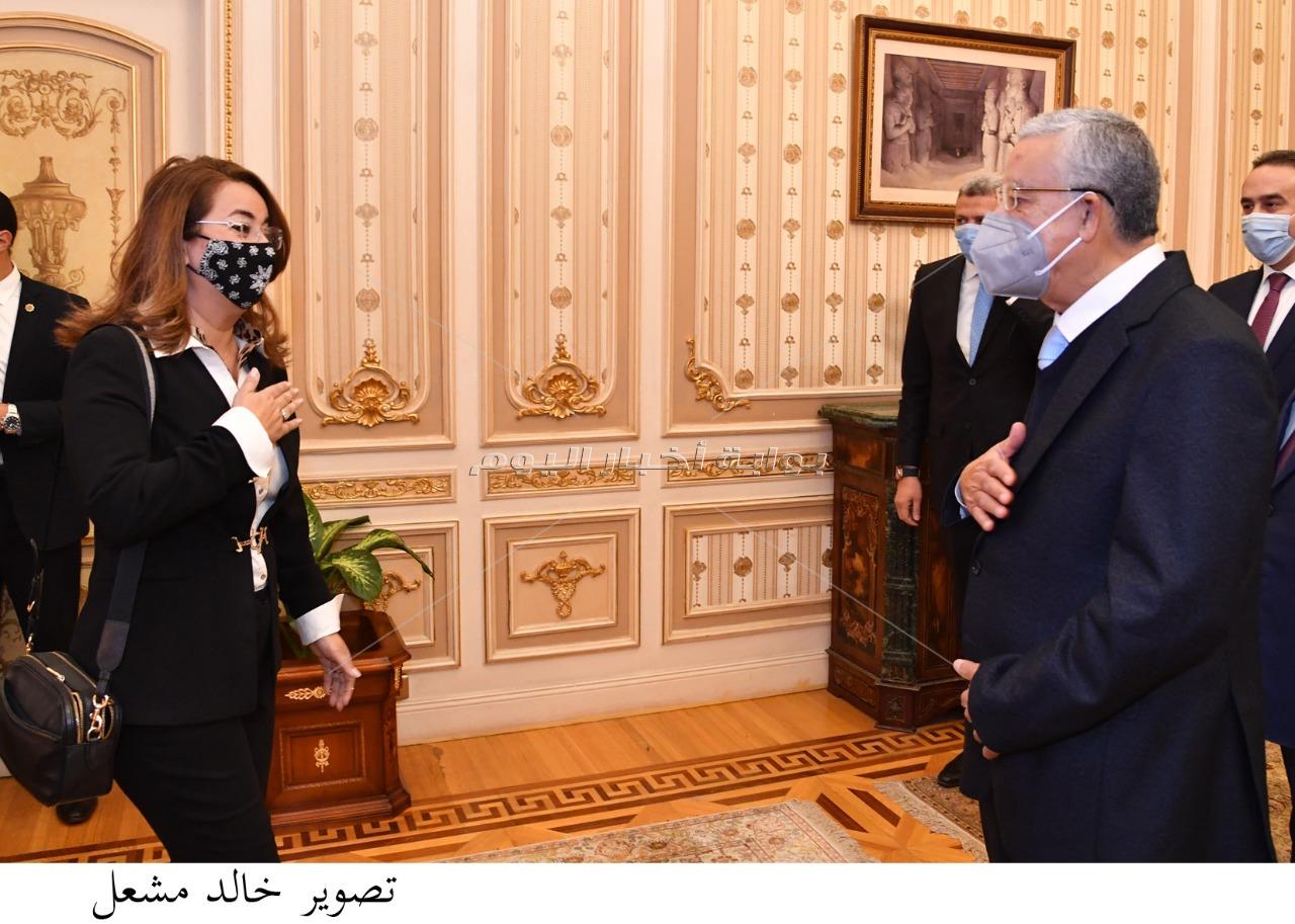 النواب