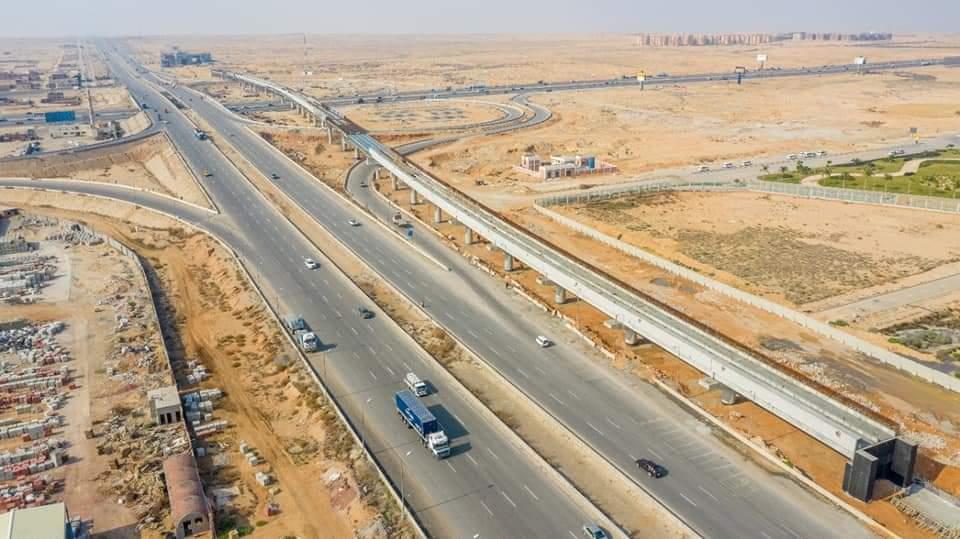 5 صور ترصد تنفيذ كوبري الإسماعيلية بمشروع القطار الكهربائي LRT
