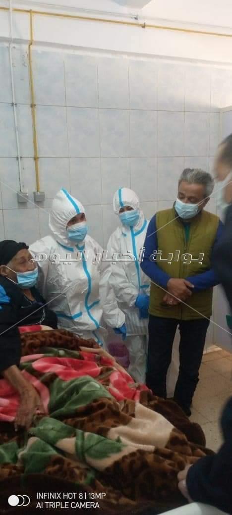 المسؤولون بصحة قنا يتابعون حالة أكبر مصابة بكورونا