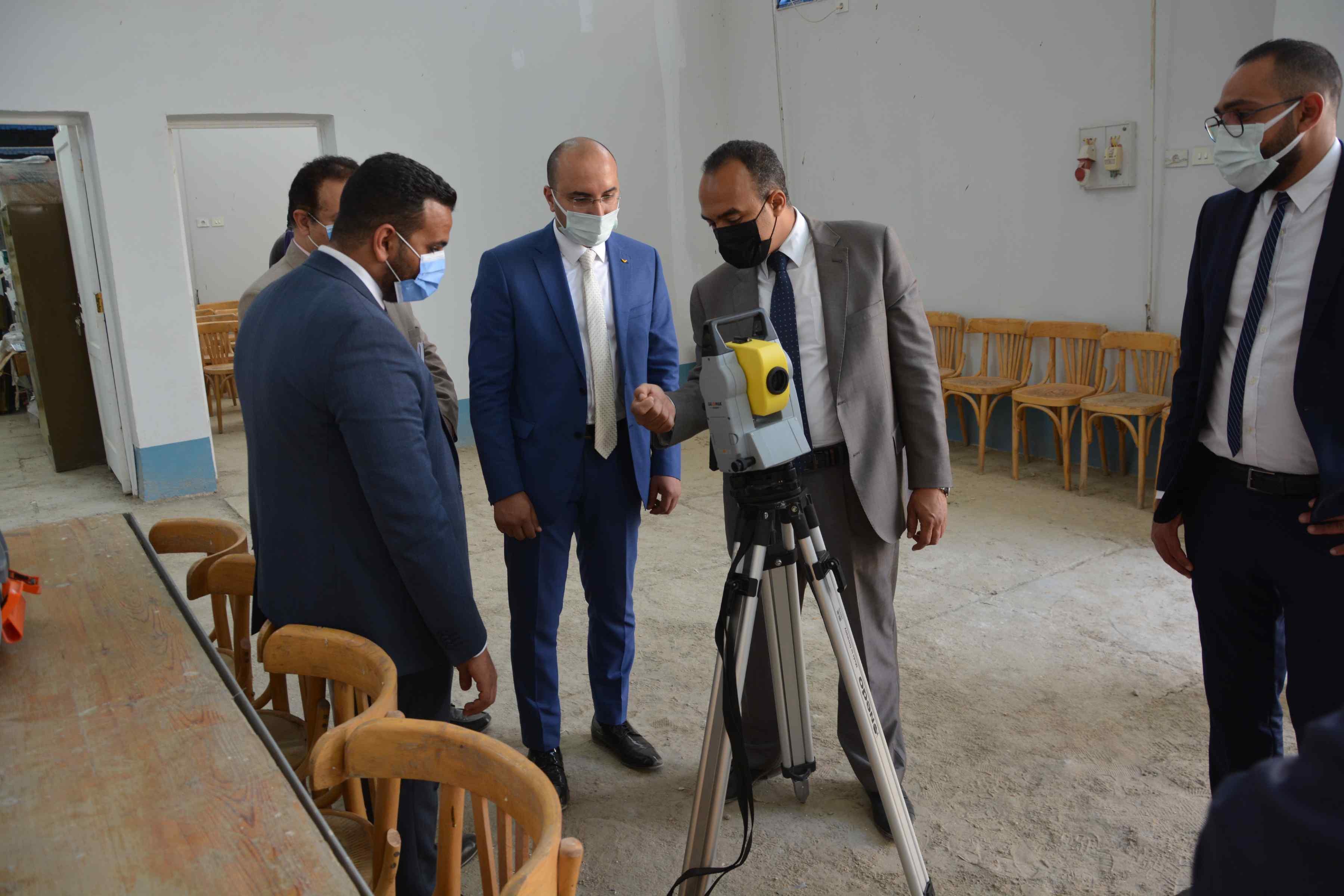 ناي?ب محافظ المنيا يتفقد مركزي التدريب المهني ويتابع جاهزيتهما لتنفيذ الورش الفنية