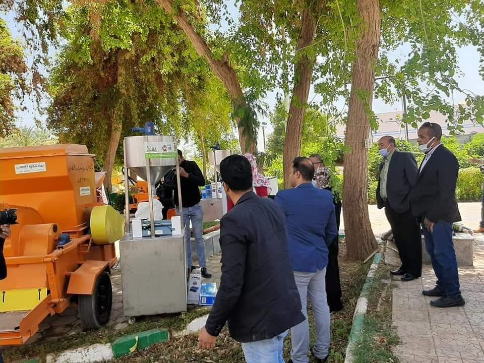بحوث الصحراء يسلم معدات زراعية لدعم مزارعي " الكينوا"  في الوادي الجديد 
