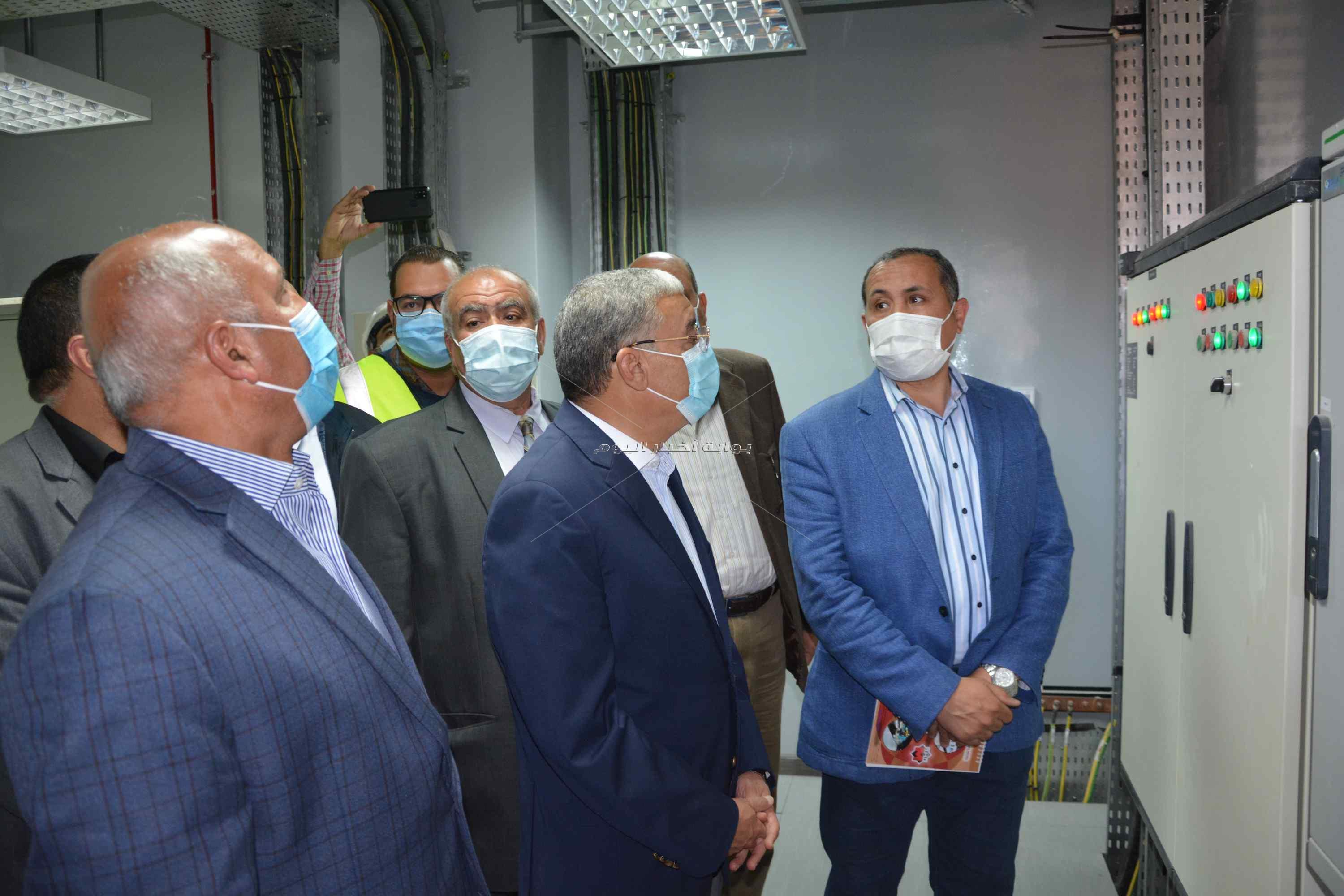 وزير النقل ومحافظ المنيا يشهدان اختبارات برج إشارات سمالوط قبل دخوله الخدمة غدا