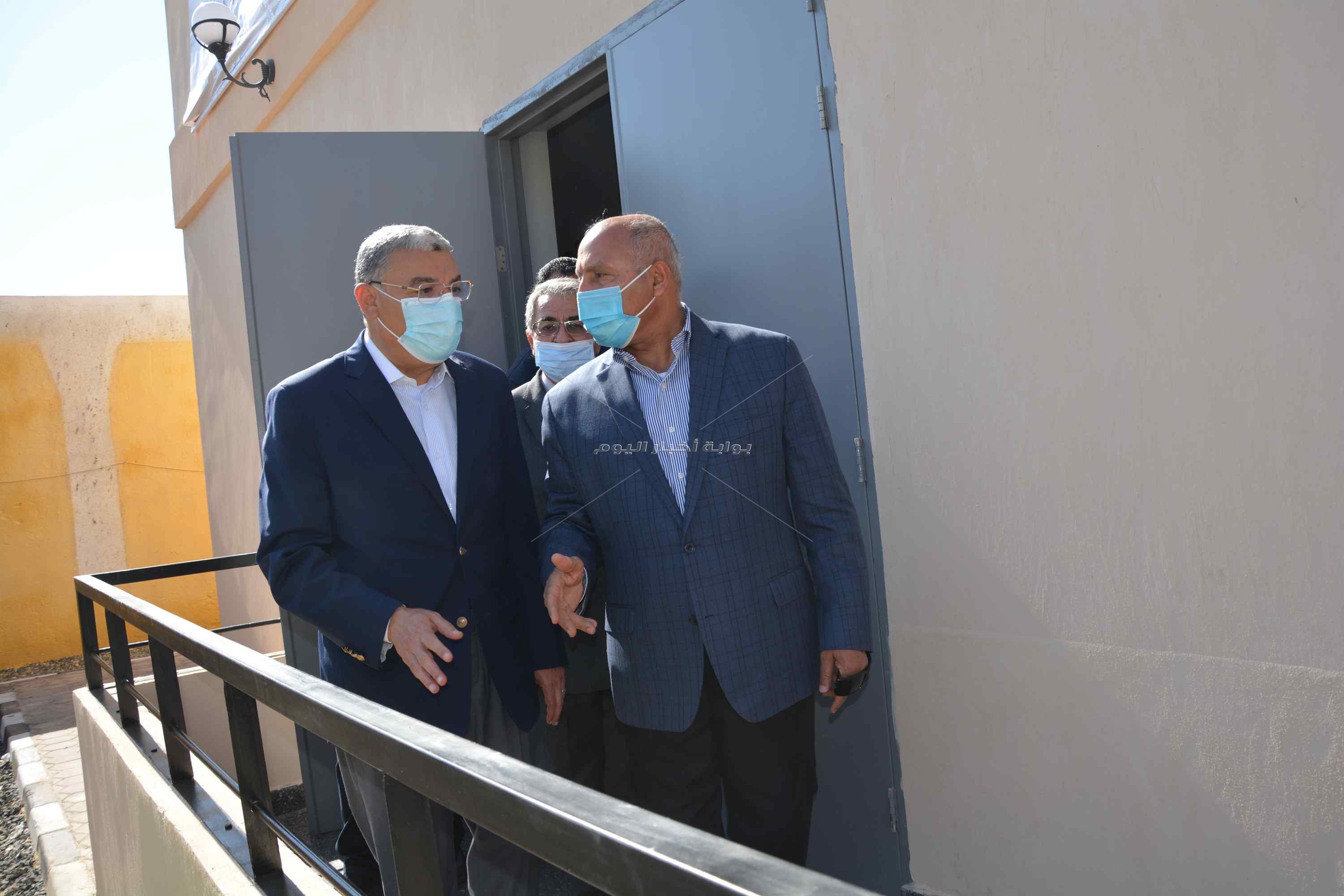 وزير النقل ومحافظ المنيا يشهدان اختبارات برج إشارات سمالوط قبل دخوله الخدمة غدا