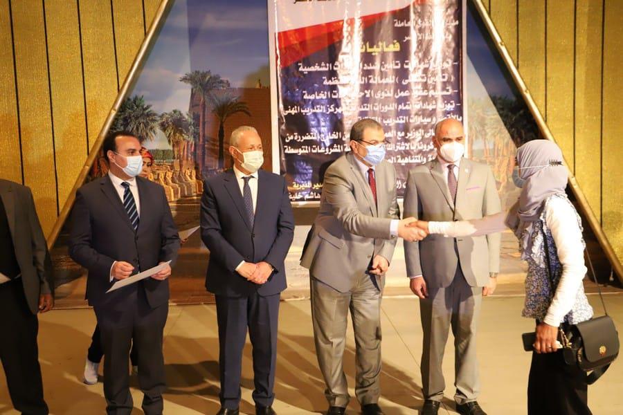 سعفان في الأقصر 