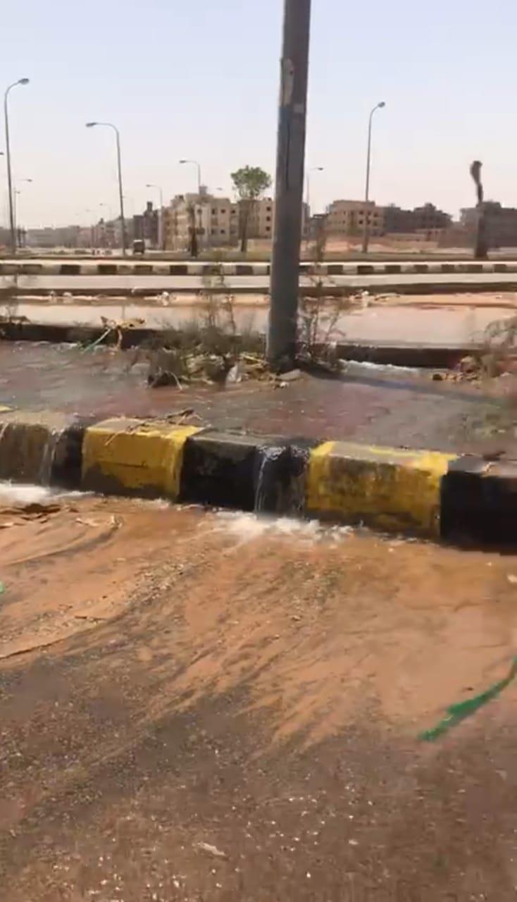 كسر ماسورة مياة بحدائق أكتوبر