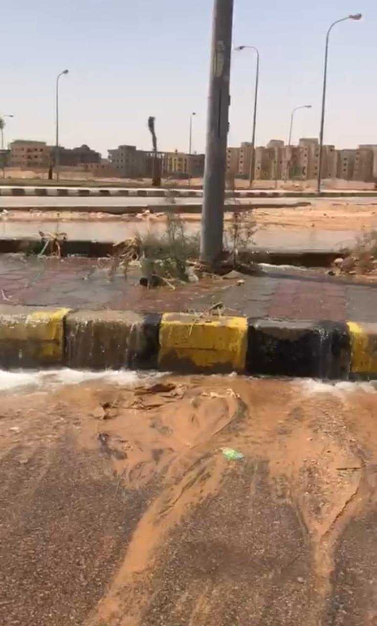 كسر ماسورة مياة بحدائق أكتوبر