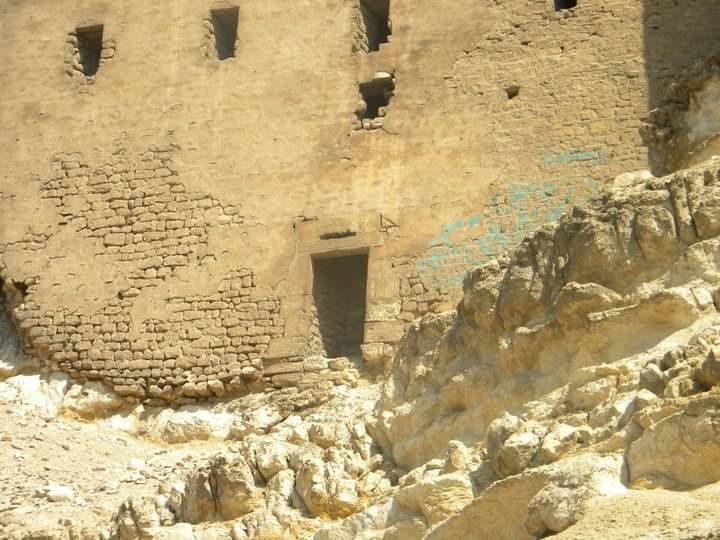 20 صورة تحكي عن مسجد «شاهين الخلوتي» المنحوت في الجبل 