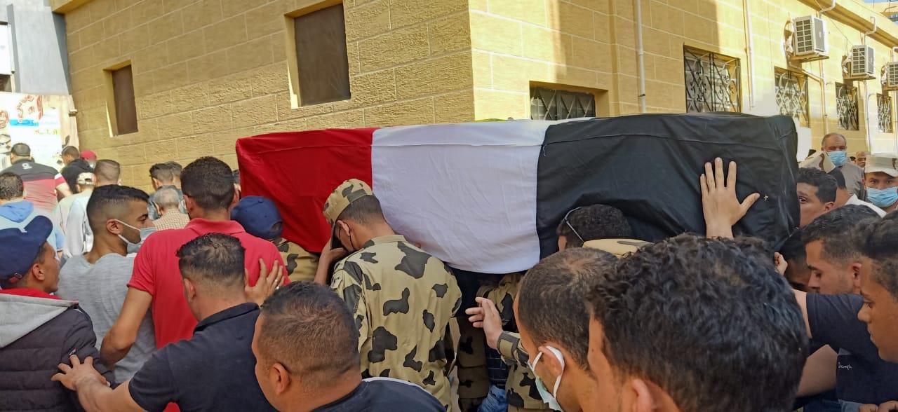 البحيرة تزف الشهيد جندى  أحمد جمال جودة إبن مدينة كفر الدوار لمثواه الاخير،.صور 