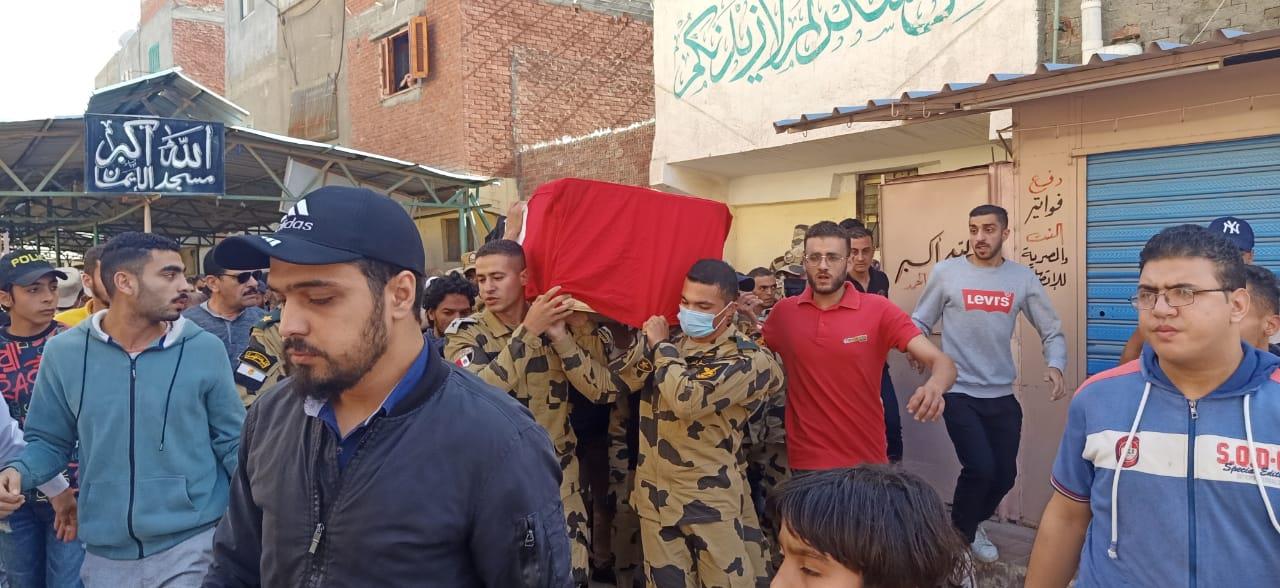 البحيرة تزف الشهيد جندى  أحمد جمال جودة إبن مدينة كفر الدوار لمثواه الاخير،.صور 