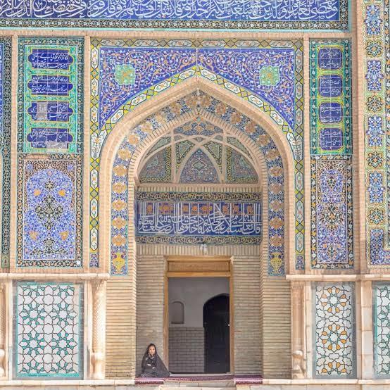 قصة بناء مسجد «الجمعة هيرات » اقدم المساجد المتواجدة بأفغانستان .. عمره 800 سنه