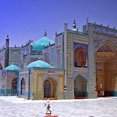 قصة بناء مسجد «الجمعة هيرات » اقدم المساجد المتواجدة بأفغانستان .. عمره 800 سنه