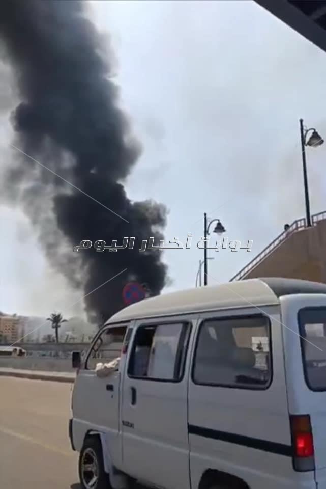 حريق  في أرض شركة النحاس شرق الإسكندرية