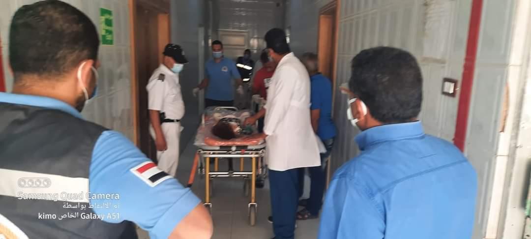 وفاة شخص وإصابة زوجتة ونجليه فى انقلاب ملاكى بطريق رأس غارب