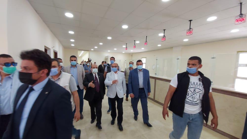 بالصور .. وزير العدل و محافظ البحيرة يتفقدان اعمال انشاء مبنى محكمة شمال دمنهور الإبتدائية 