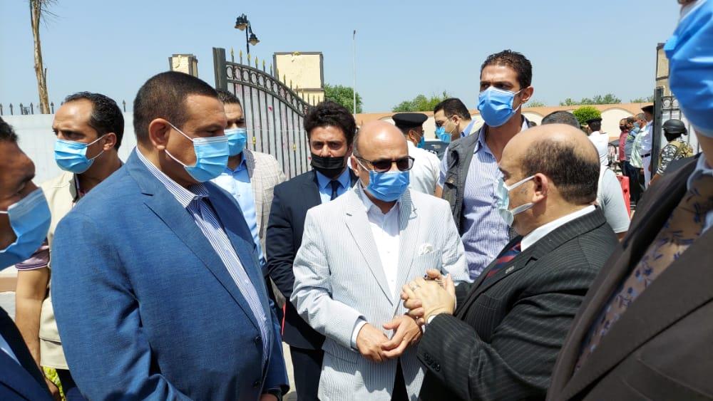 بالصور .. وزير العدل و محافظ البحيرة يتفقدان اعمال انشاء مبنى محكمة شمال دمنهور الإبتدائية 