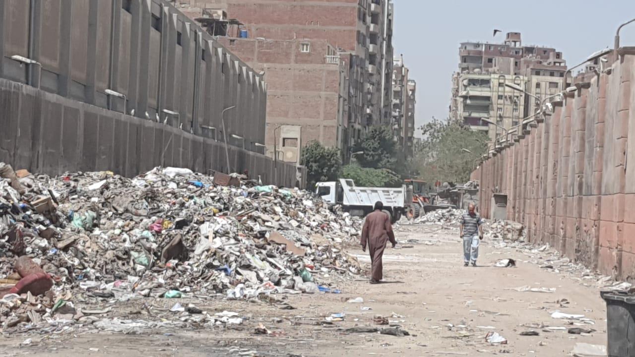 استمرار أعمال التطوير بشوارع حي الطالبية