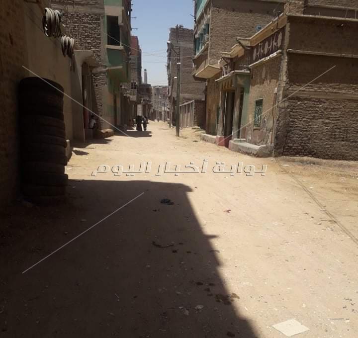 بعد المجزرة ودفن جثث الضحايا العشر.. الهدوء والحزن يسكنان في أبو حزام