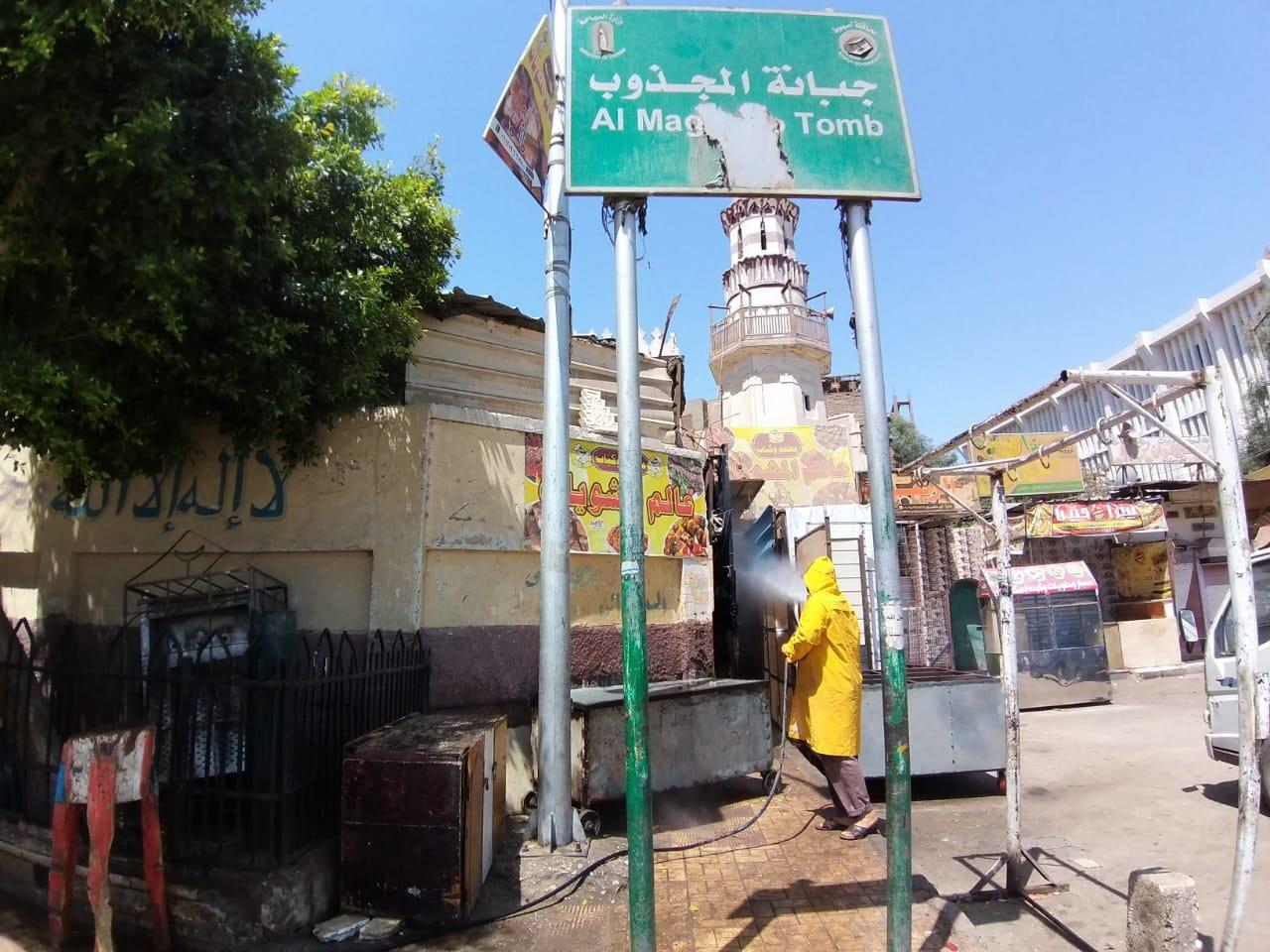  تعقيم وتطهير المساجد في أسيوط