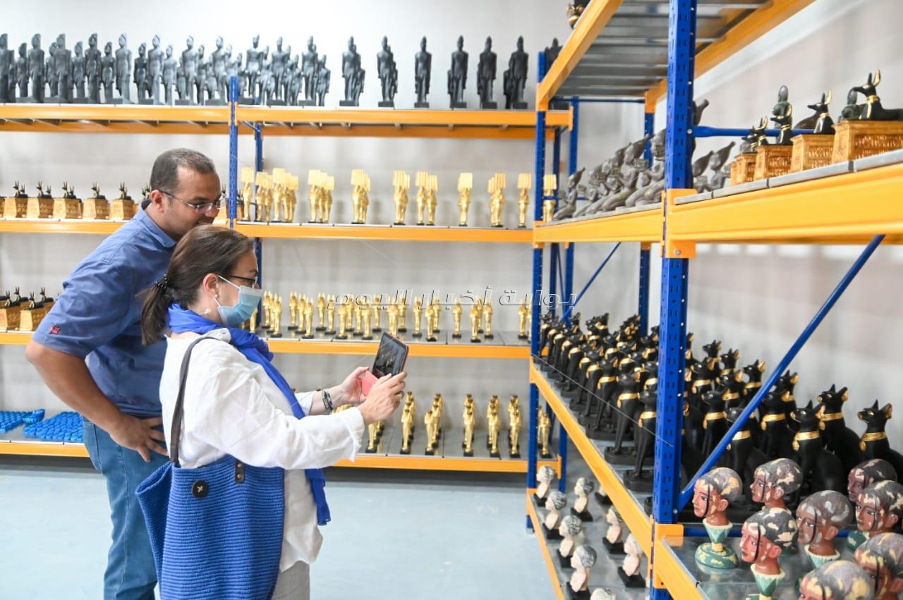 مصنع المستنسخات الأثرية بمدينة العبور