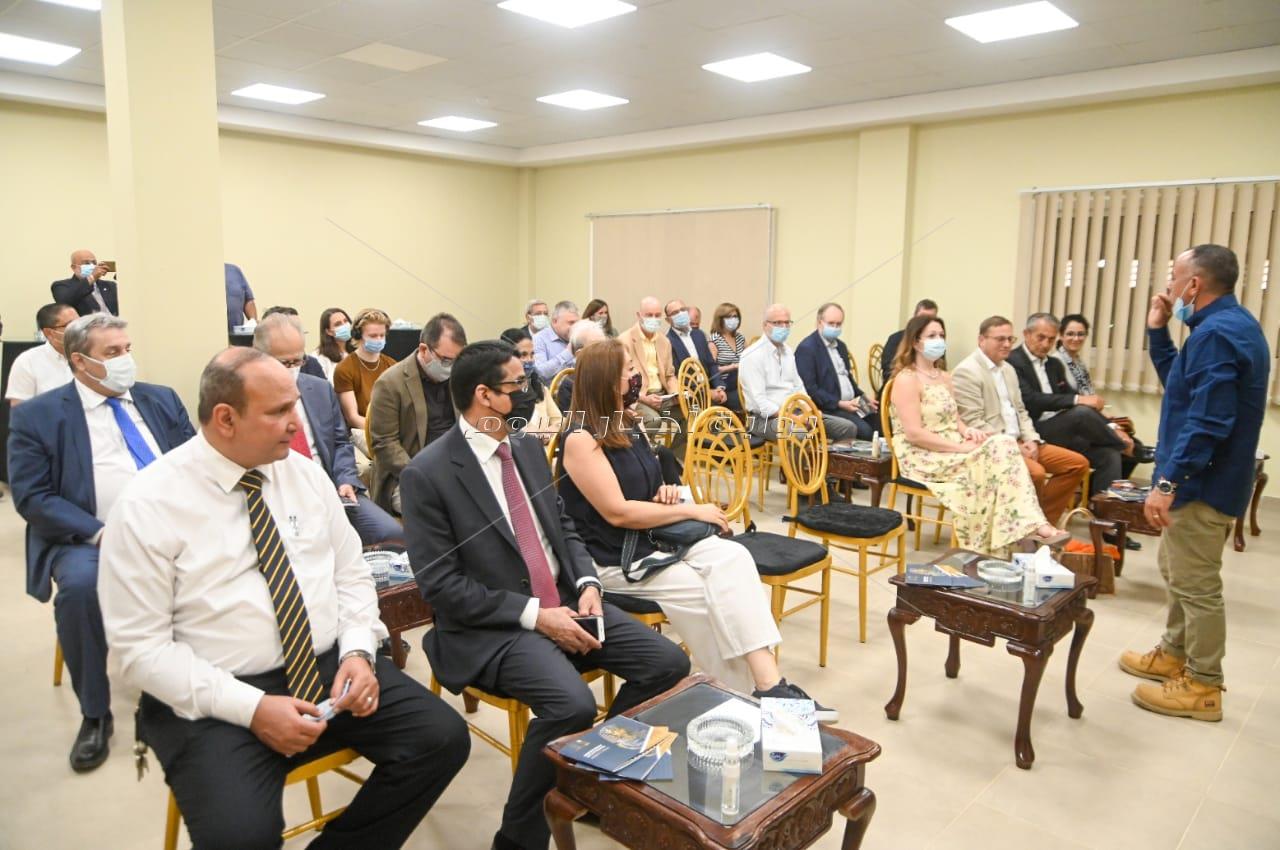 مصنع المستنسخات الأثرية بمدينة العبور