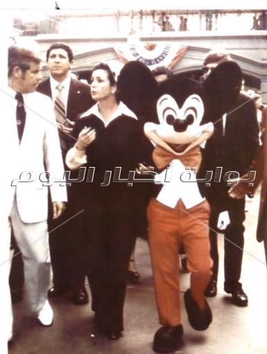 جيهان السادات في ديزني لاند