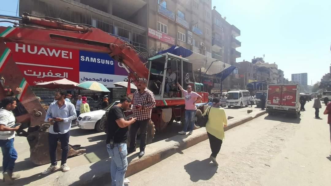استمرار تمركز حملة إشغالات حي بولاق الدكرور بشارع ناهيا| صور