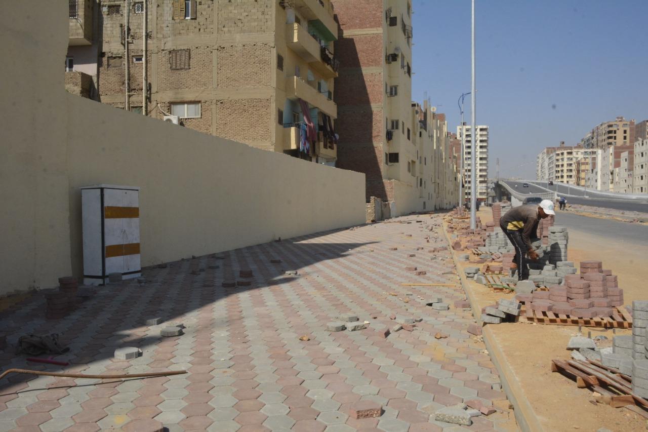 محافظ الجيزة يتفقد أعمال استكمال رصف 