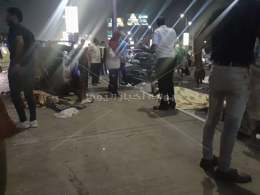 حادث تصادم سيارتين بكوبري الجلاء