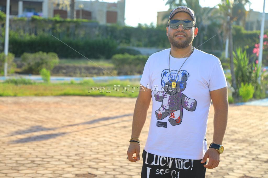 صواريخ المدفعجية تشعل الساحل الشمالي