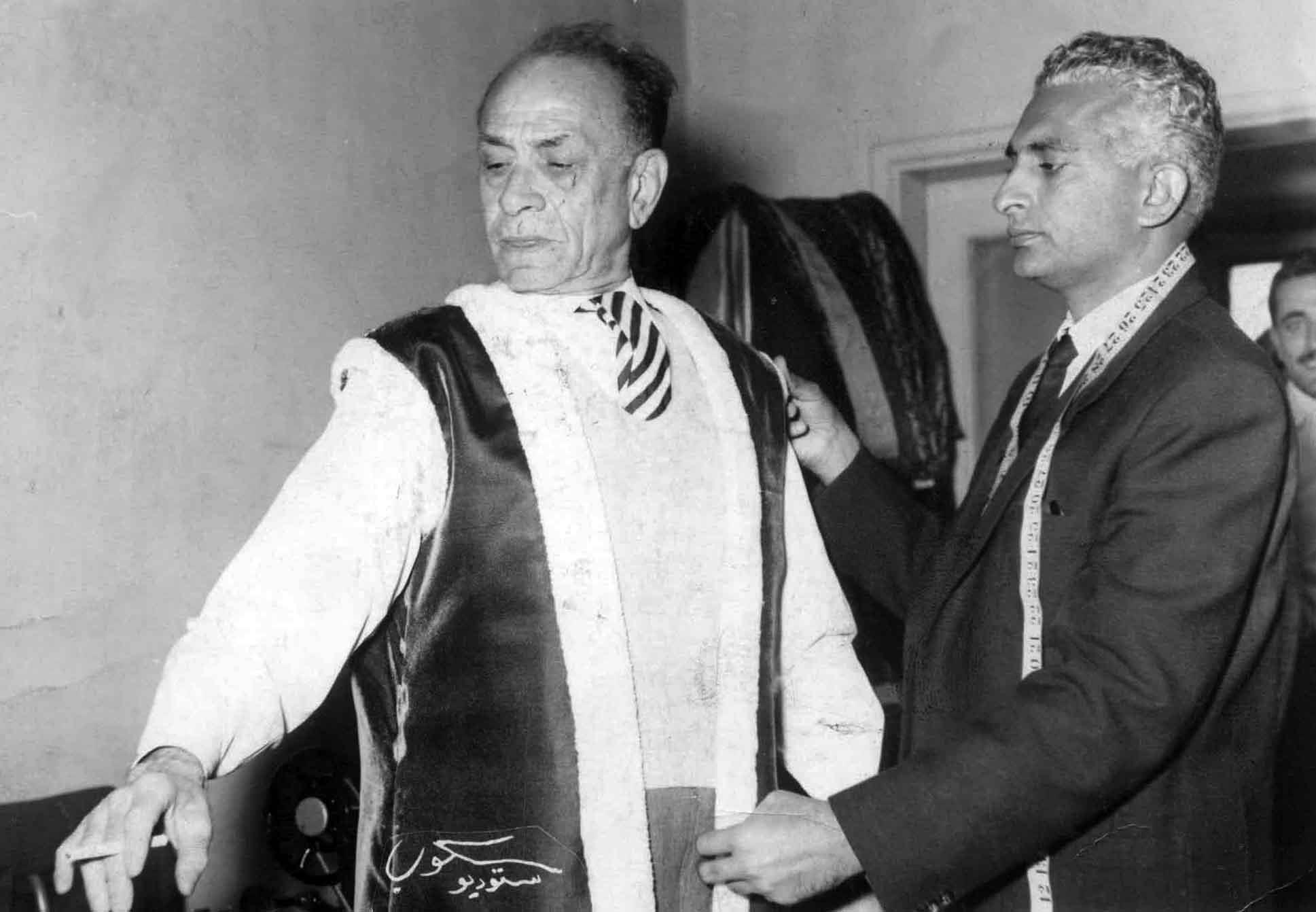 من أسرار زكي طليمات.. صعود الجبال بالحمير