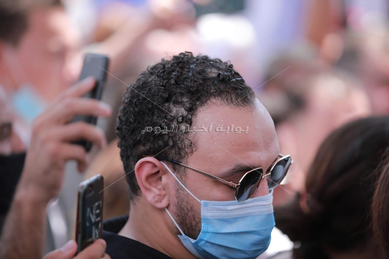 66 صورة من جنازة دلال عبد العزيز 
