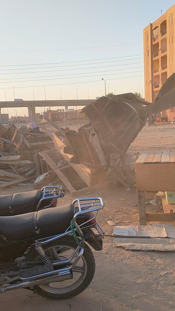 حملة مكبرة بحدائق أكتوبر