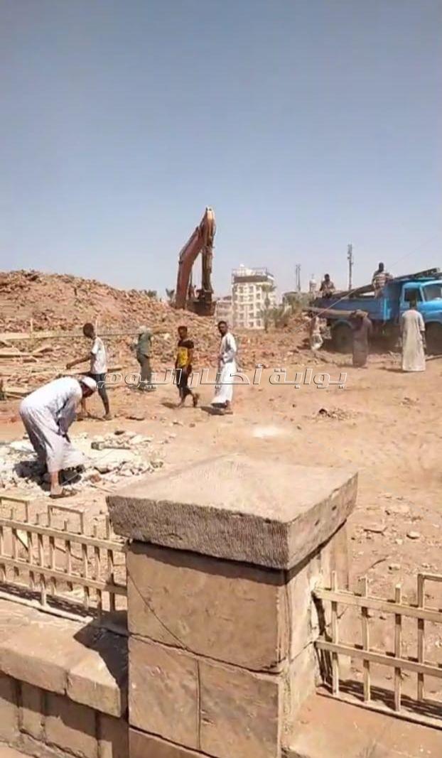 الانتهاء من إزالة قصر توفيق باشا اندراوس بمدينة الأقصر