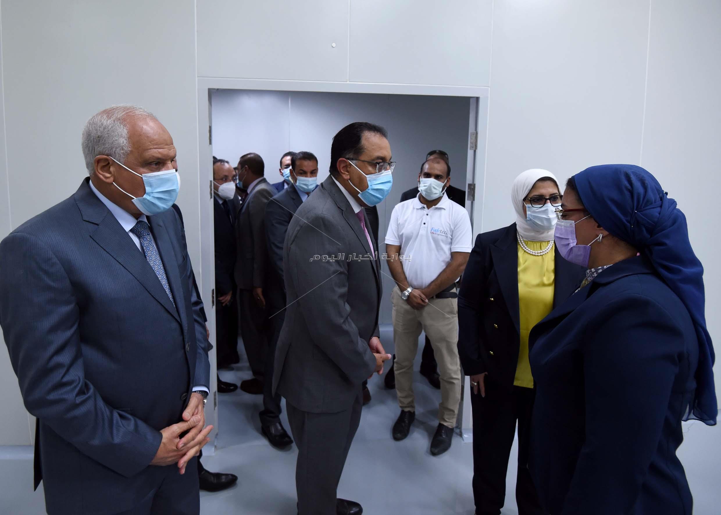 رئيس الوزراء يتفقد مصنع إنتاج اللقاحات بمُجمع مصانع "فاكسيرا" بـ 6 أكتوبر