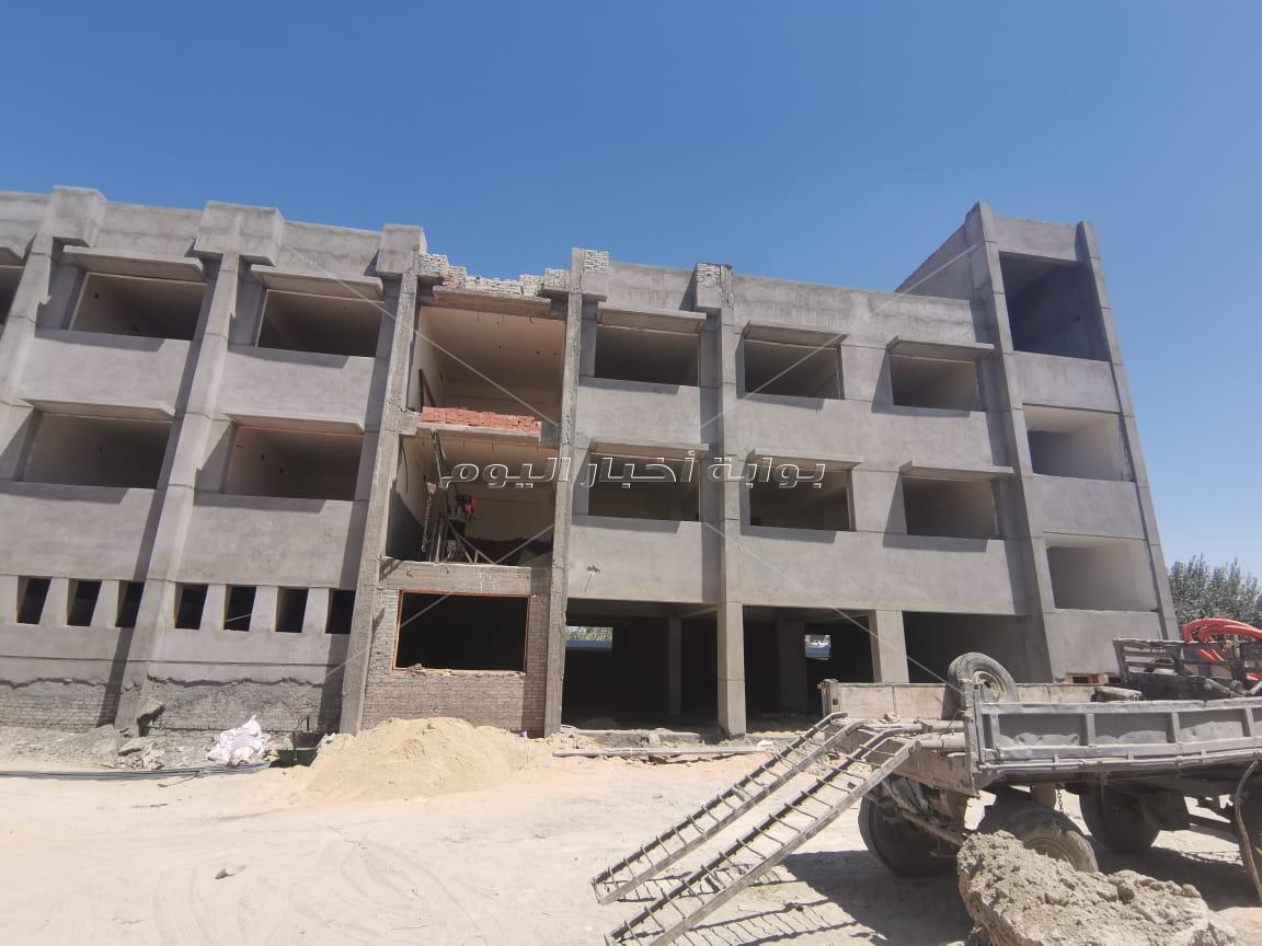 حياة كريمة " تسابق الزمن فى البحيرة بفتح مشروعات بكافة القرى لتطوير الريف 