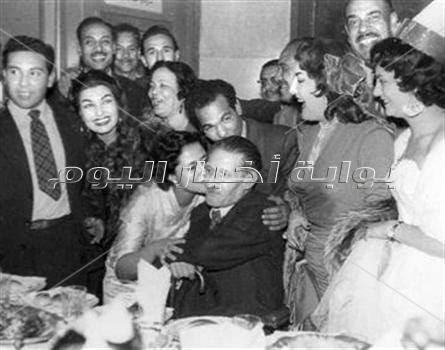 صديق العمر.. نجيب الريحاني وبديع خيري