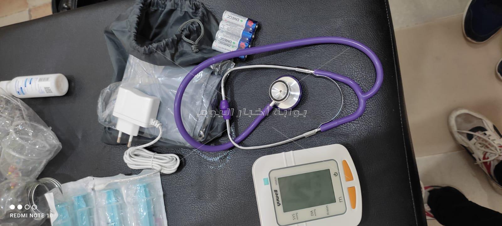 غلق وتشميع مركز مشهور للعلاج بالحجامة بدون ترخيص بداخلة أدوية مجهولة بمدينة نصر 