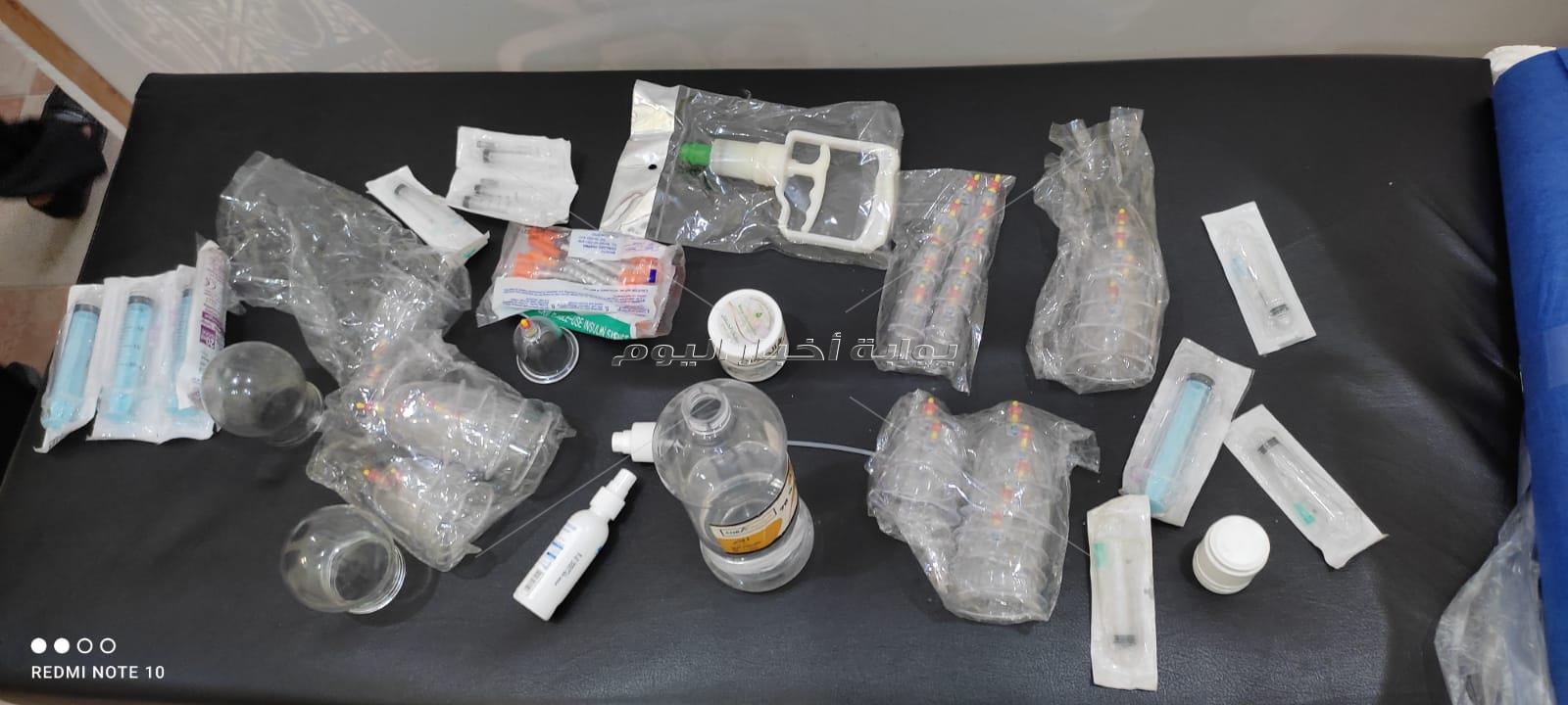 غلق وتشميع مركز مشهور للعلاج بالحجامة بدون ترخيص بداخلة أدوية مجهولة بمدينة نصر 