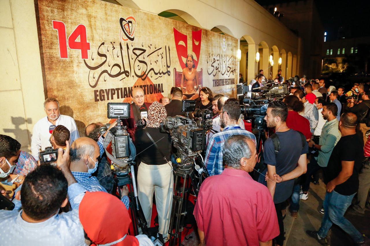 بدء حفل افتتاح المهرجان القومي للمسرح المصري ال 14 بدار الأوبرا	