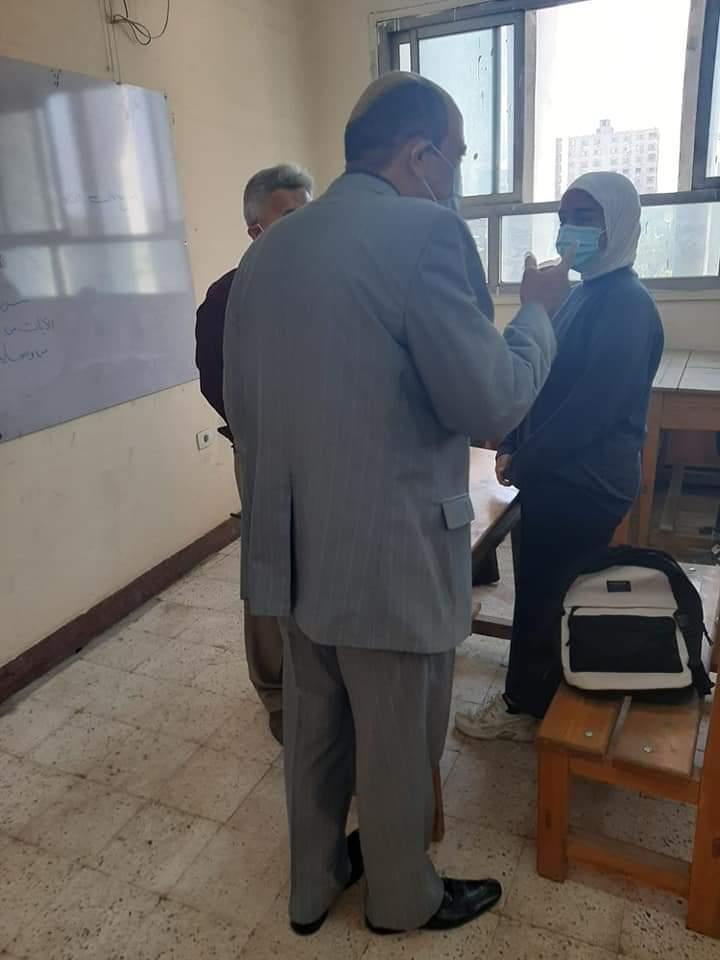 جوالات مكوكية لمديري المديريات والادارات التعليمية