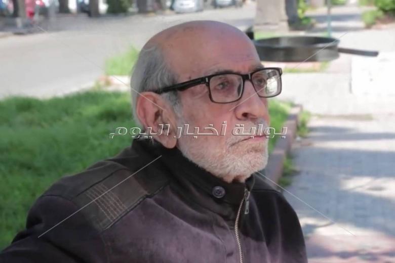نجل محمد عبد المطلب يستغيث بهاني شاكر للعودة من المغرب والعلاج في مصر
