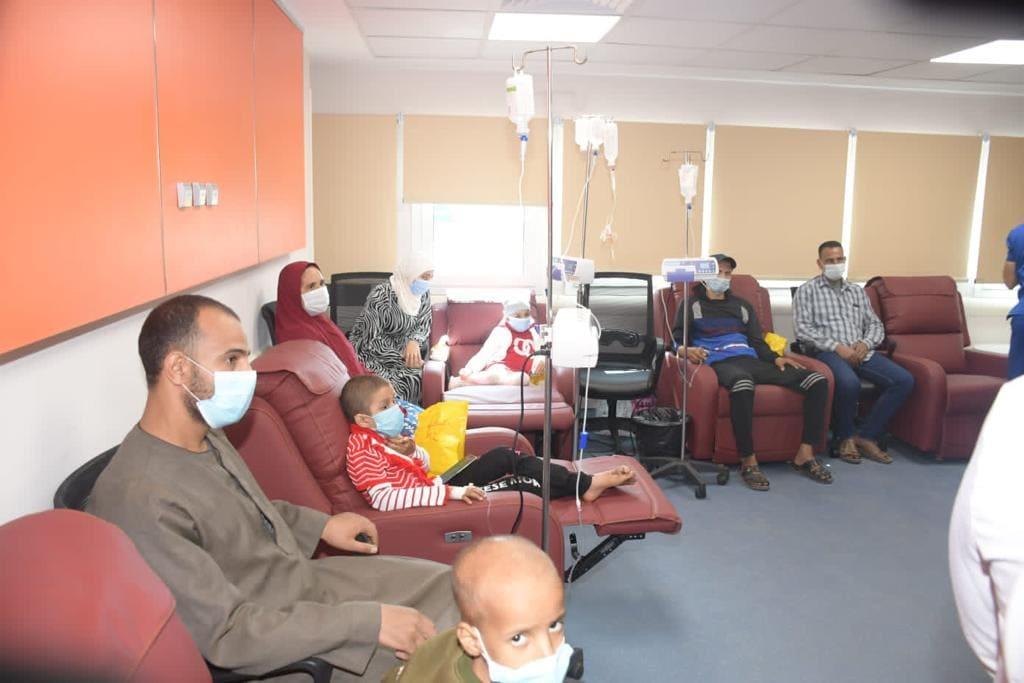 عبد الغفار والخشت يتفقدان الإنتهاء من المبنى الجنوبي لمعهد الأورام