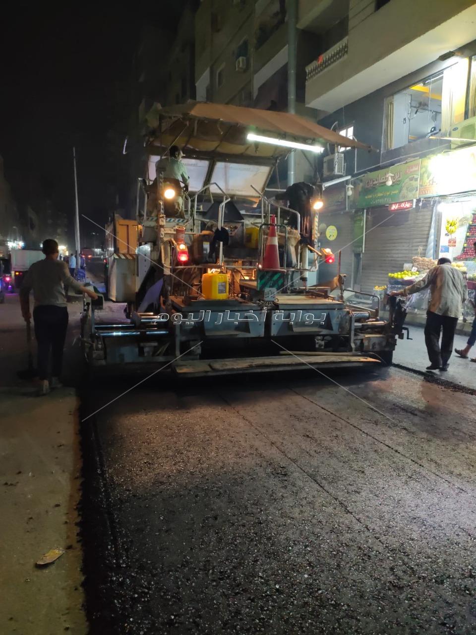 محافظ الجيزة يتابع أعمال رصف طريق المعتمدية وشوارع السيسي وزغلول والإسطبل