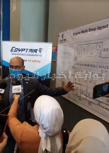 بدأت جولة وزير الطيران يتفقد صيانه المحركات وأكاديمية تدريب مصر للطيران
