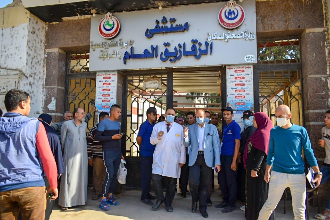 رئيس جامعة بورسعيد يهنىء قطاع الدراسات العليا بالجامعة