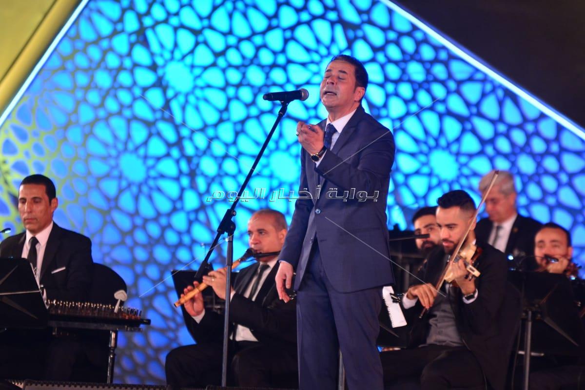 مدحت صالح يجدد عهد الأصالة مع جمهور مهرجان الموسيقى العربية