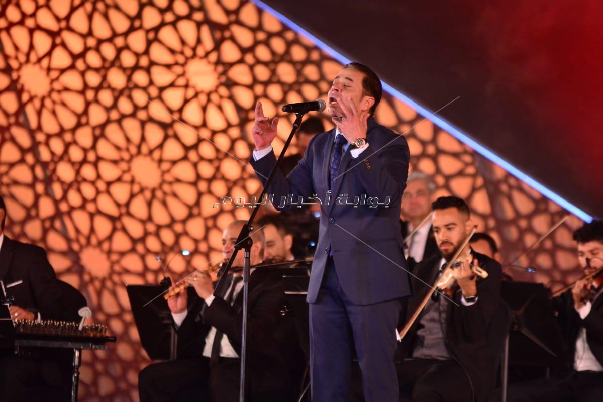 مدحت صالح يجدد عهد الأصالة مع جمهور مهرجان الموسيقى العربية