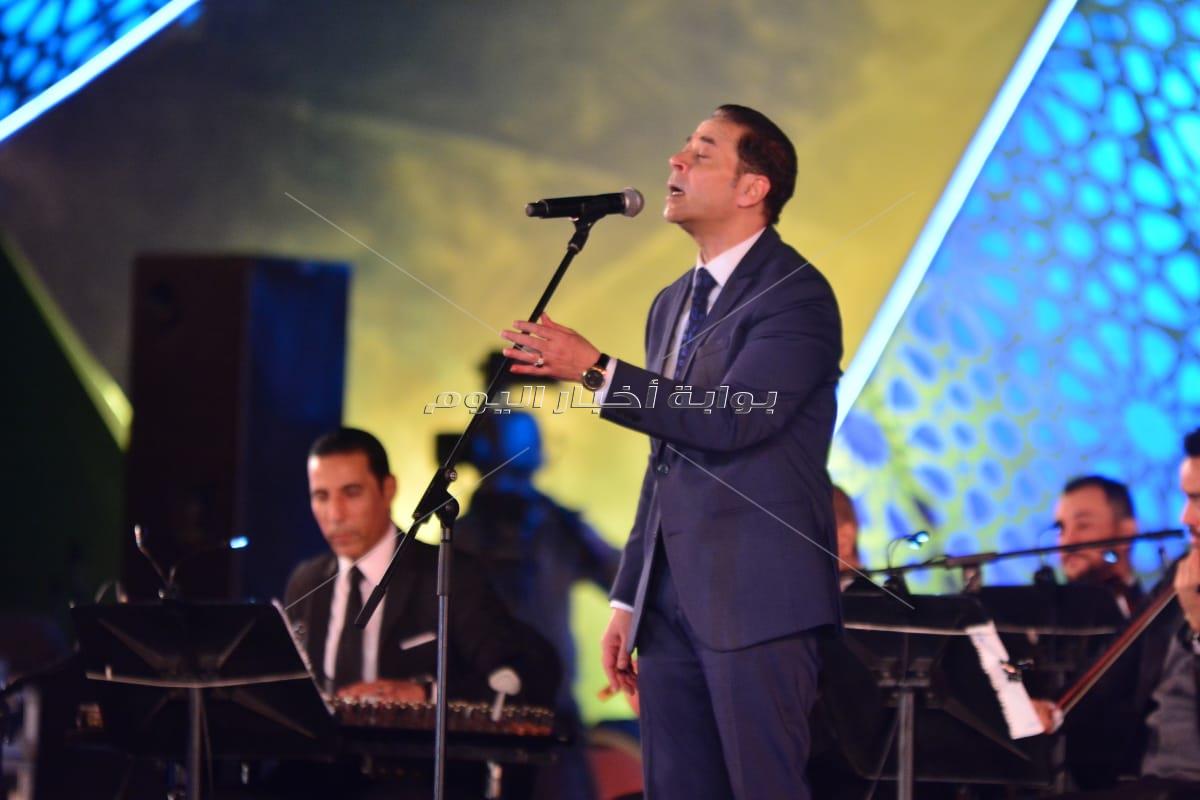 مدحت صالح يجدد عهد الأصالة مع جمهور مهرجان الموسيقى العربية